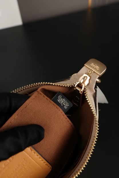 C style Chantilly Underarm Bag Mahjong Bag