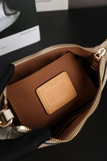 C style Chantilly Underarm Bag Mahjong Bag