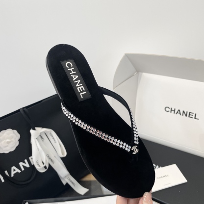 C style Velvet Thick Sole Bread Flip Flops