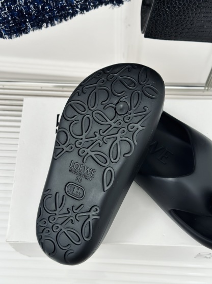 L style Thick-soled cloud slippers