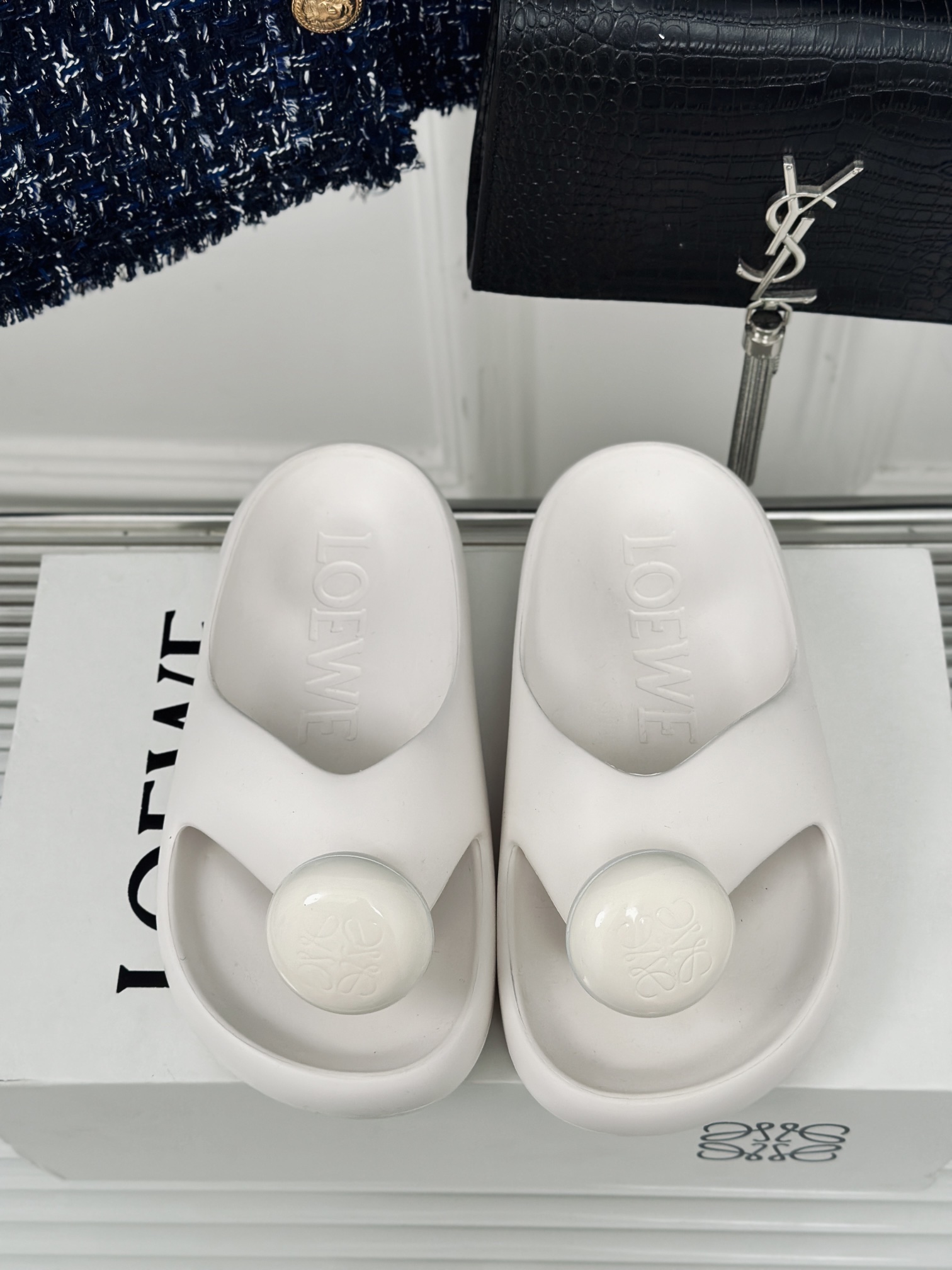 L style Thick-soled cloud slippers
