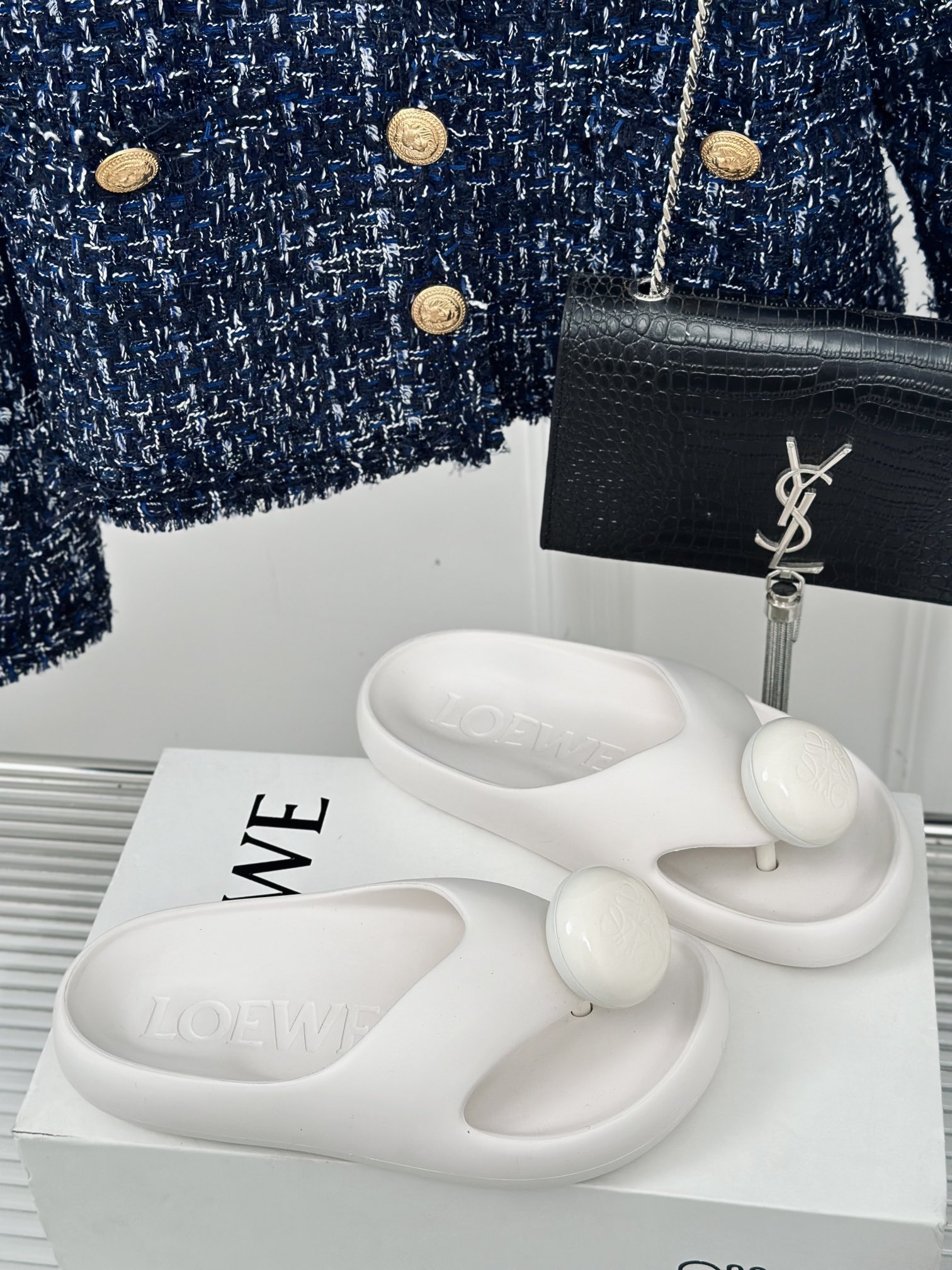 L style Thick-soled cloud slippers