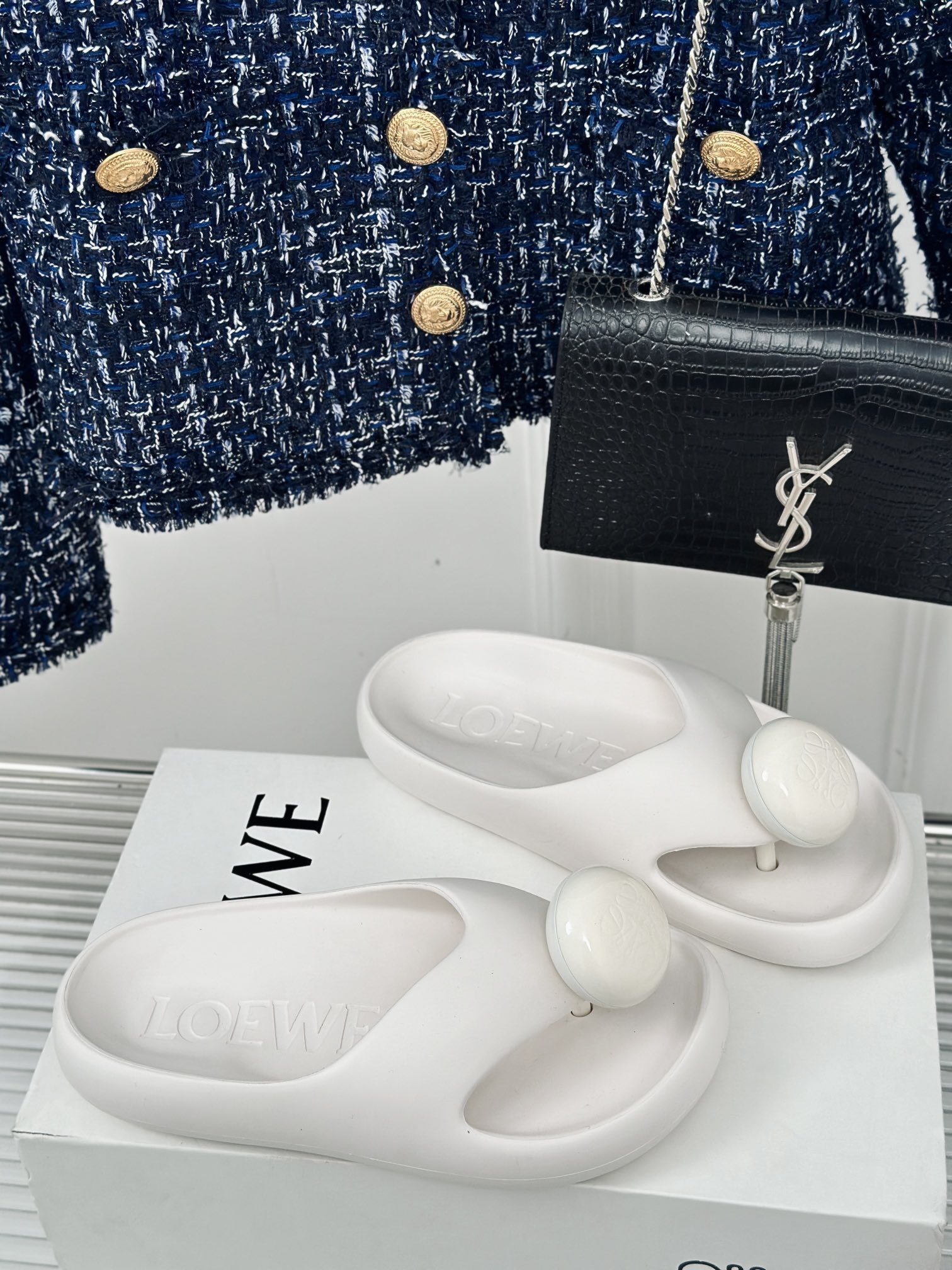 L style Thick-soled cloud slippers