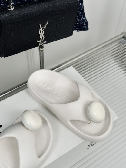 L style Thick-soled cloud slippers