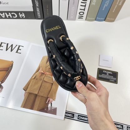 C style Metal chain flip flops