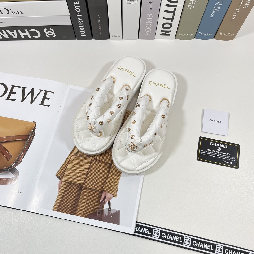 C style Metal chain flip flops