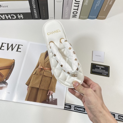 C style Metal chain flip flops