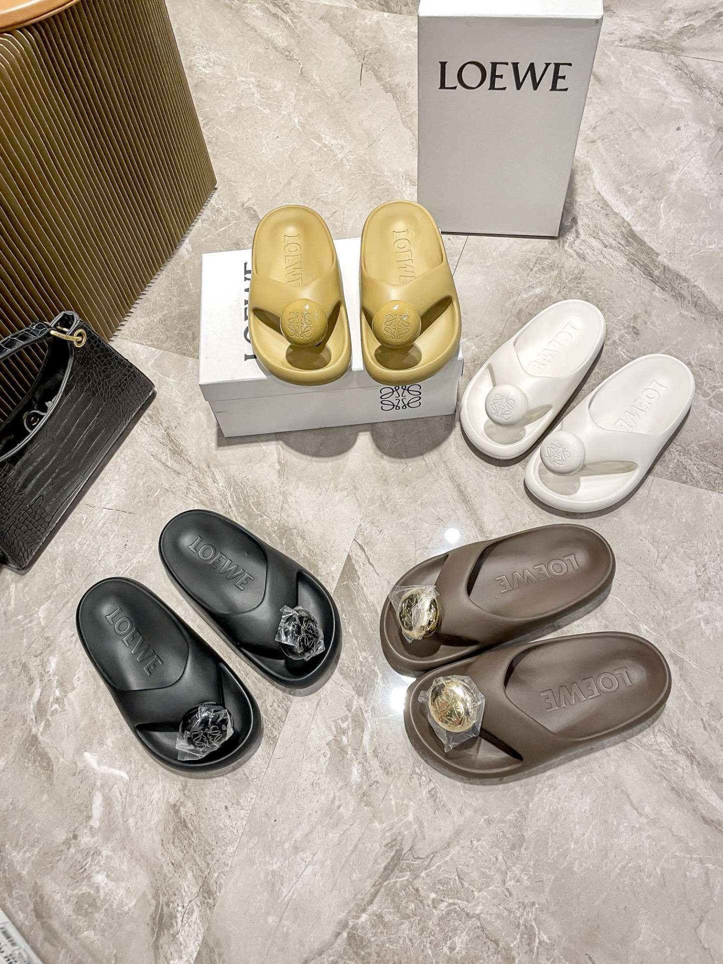 L style Thick-soled cloud slippers