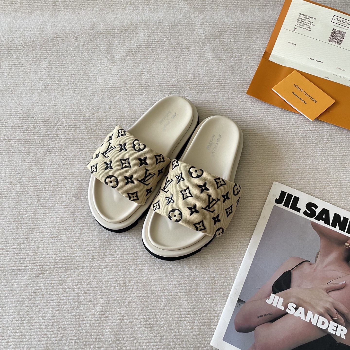 L style Velcro flat slippers