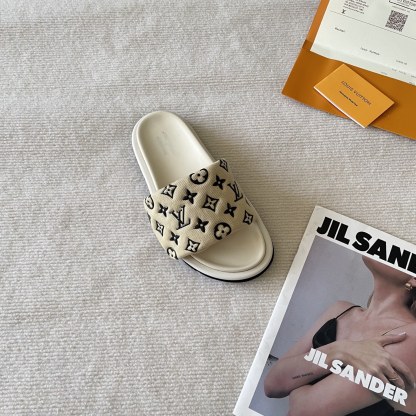 L style Velcro flat slippers