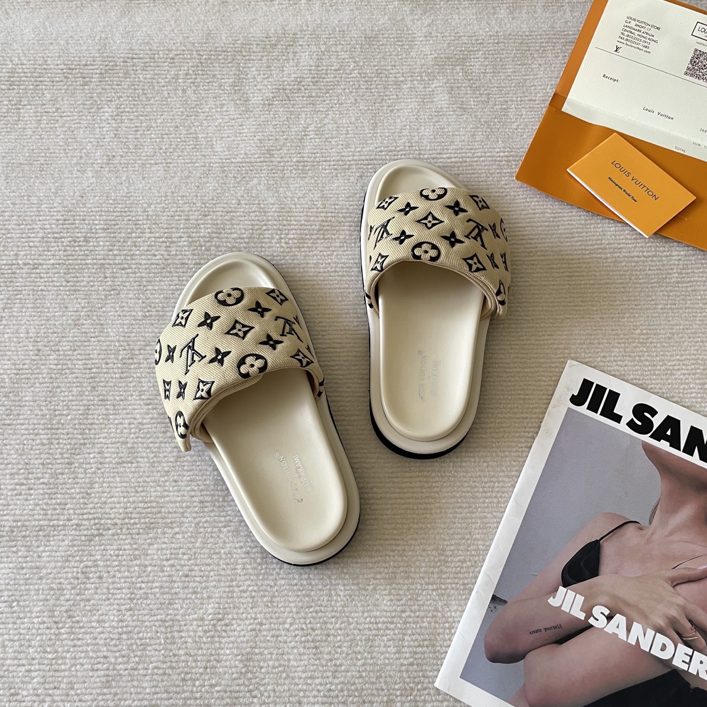 L style Velcro flat slippers