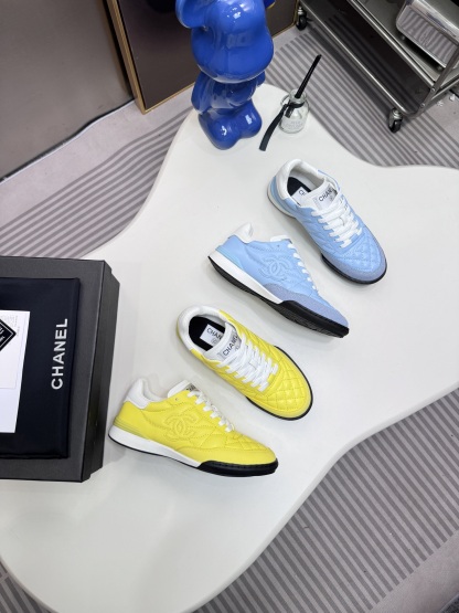 C style Round toe diamond pattern white shoes Casual shoes