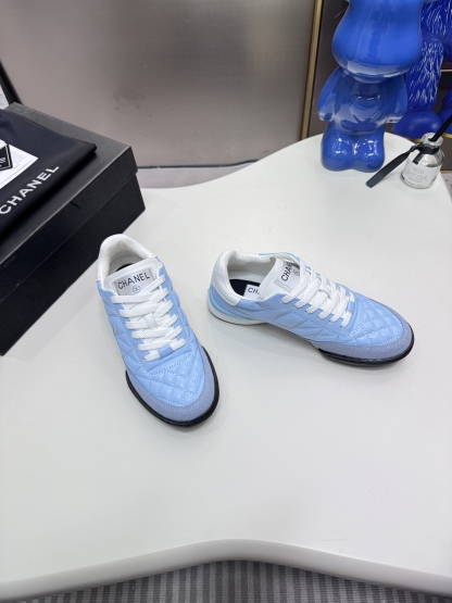 C style Round toe diamond pattern white shoes Casual shoes