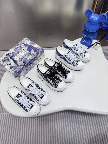 D style Low-top knitted platform sneakers