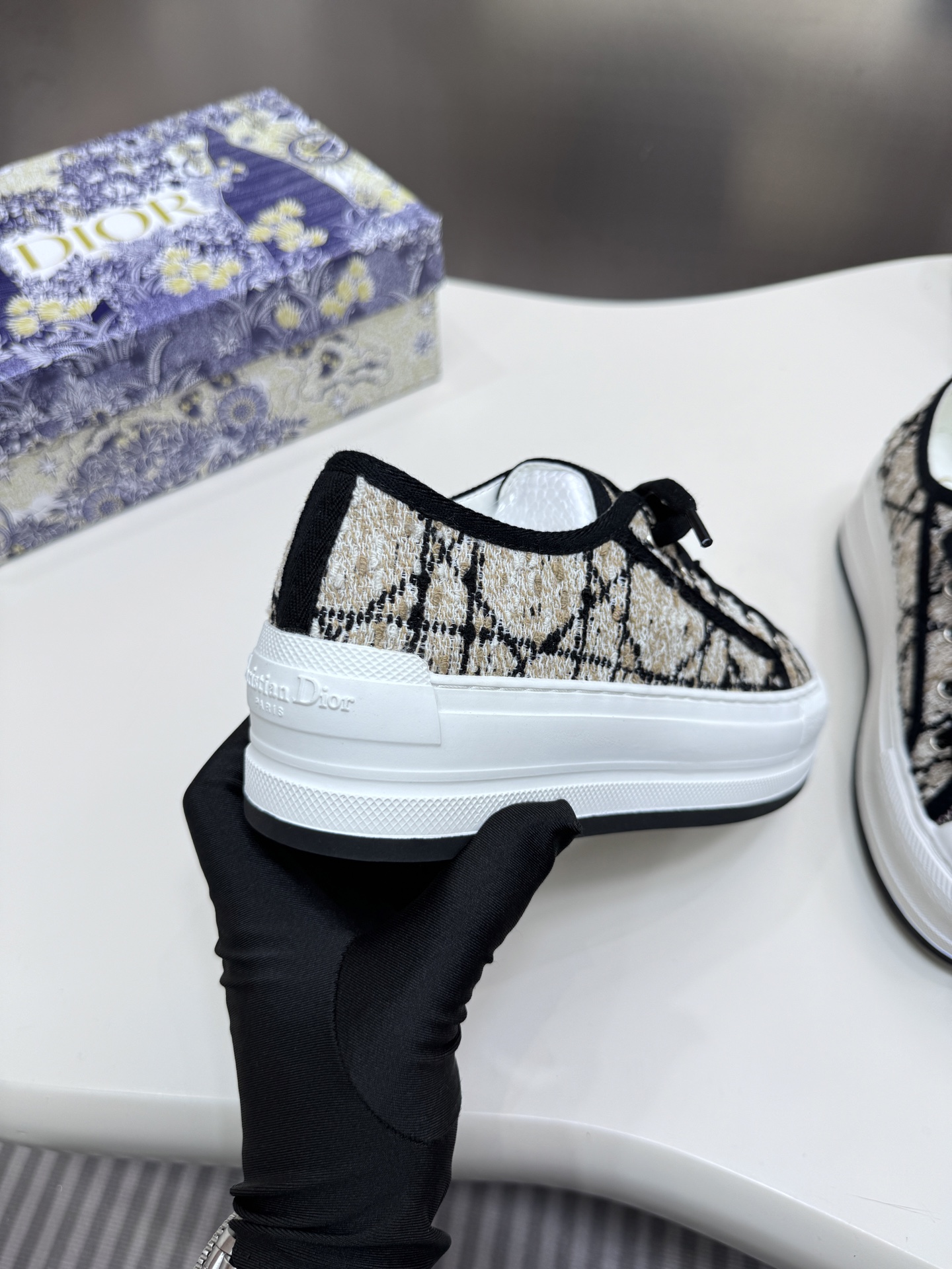 D style Low-top knitted platform sneakers