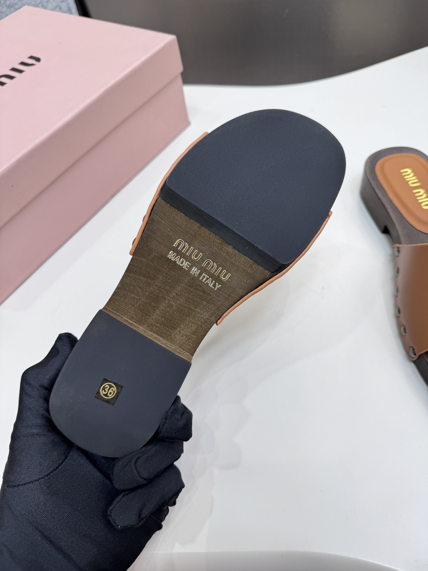 M style Roman style beach sandals