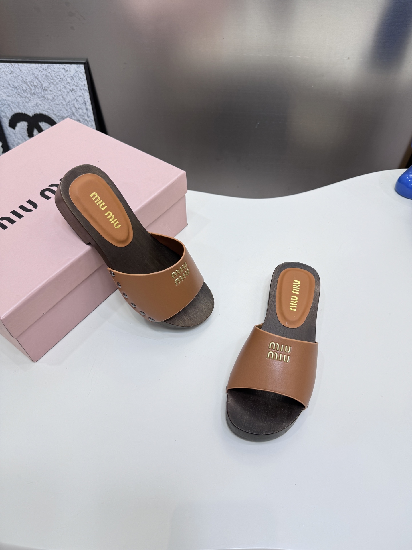 M style Roman style beach sandals