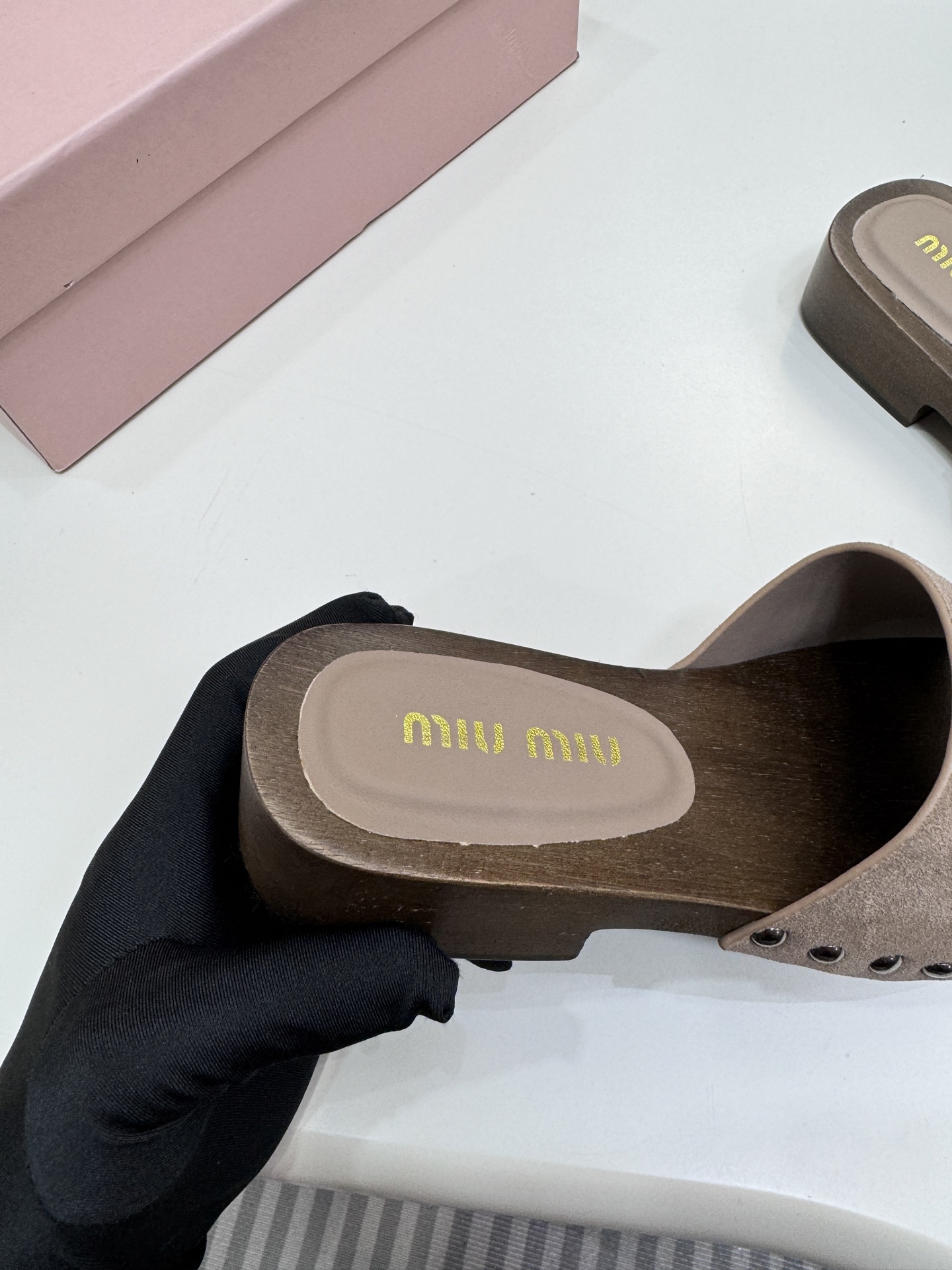 M style Roman style beach sandals