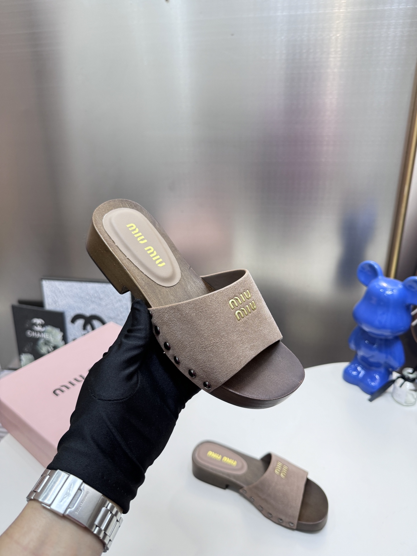 M style Roman style beach sandals