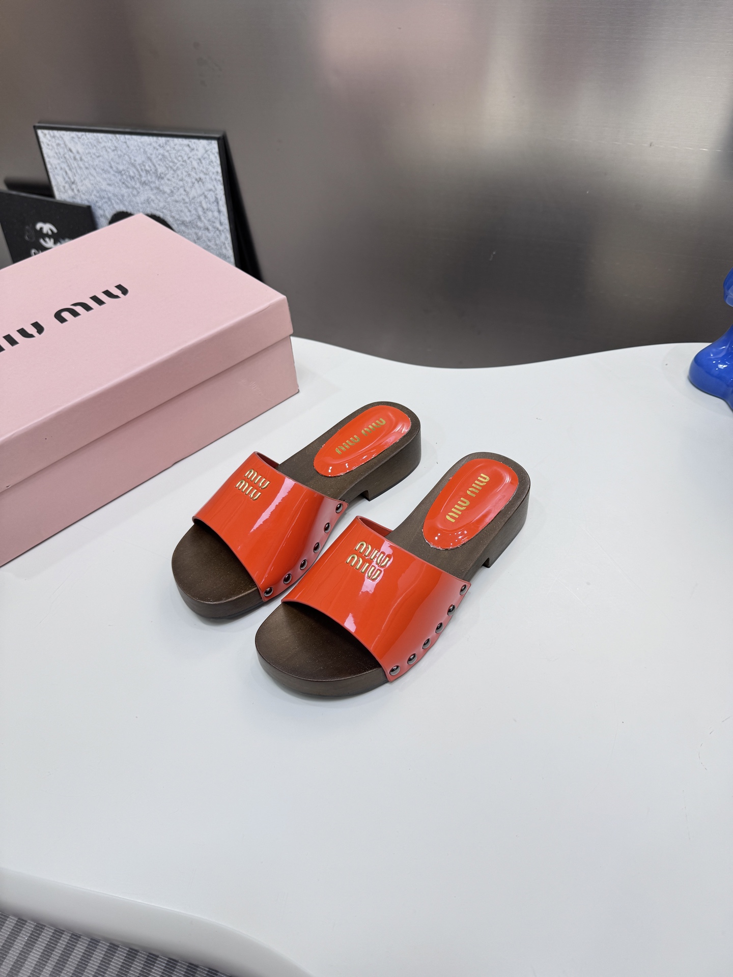 M style Roman style beach sandals