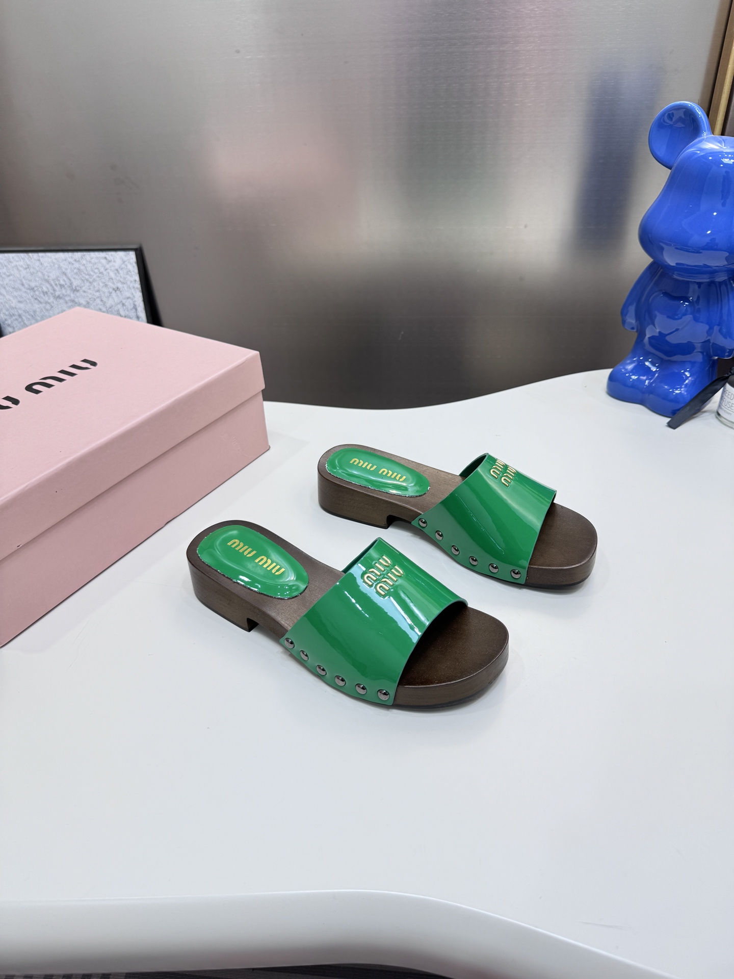 M style Roman style beach sandals