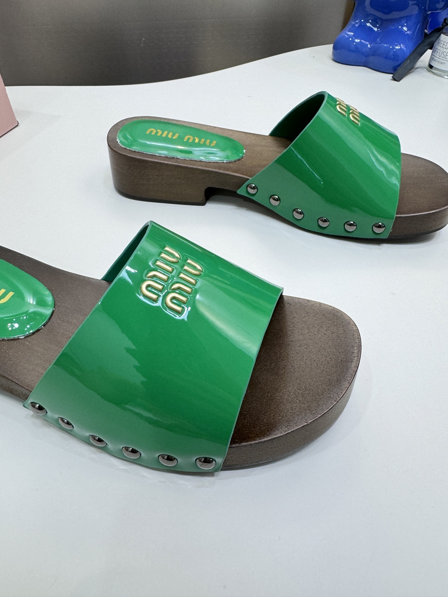 M style Roman style beach sandals