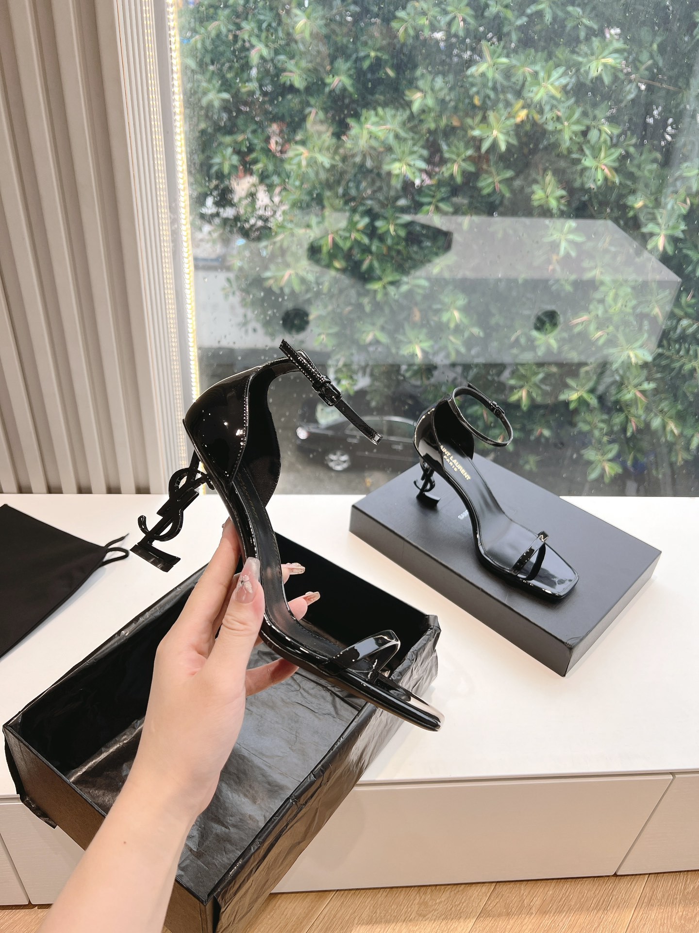 Y style Simple one-strap square toe high-heeled sandals