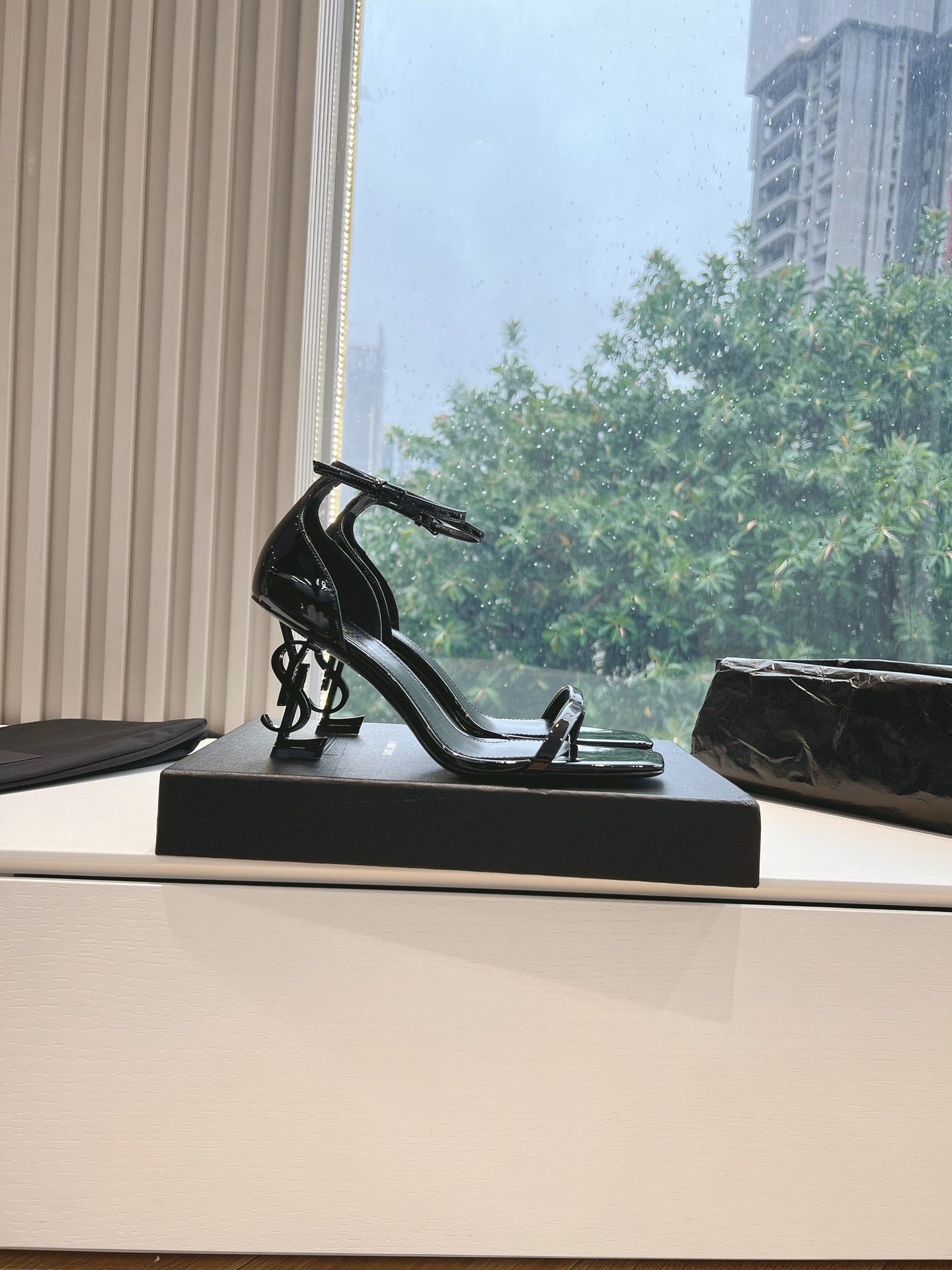 Y style Simple one-strap square toe high-heeled sandals