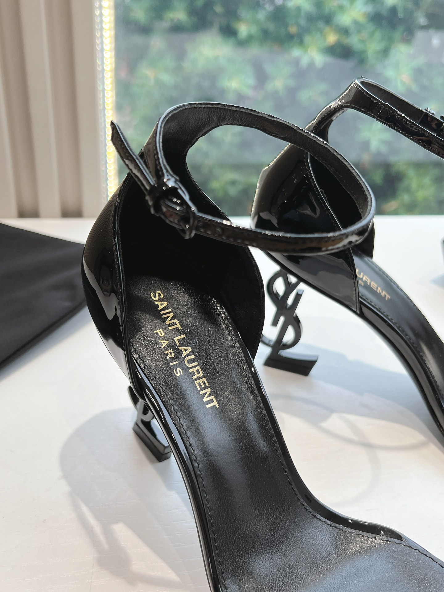 Y style Simple one-strap square toe high-heeled sandals