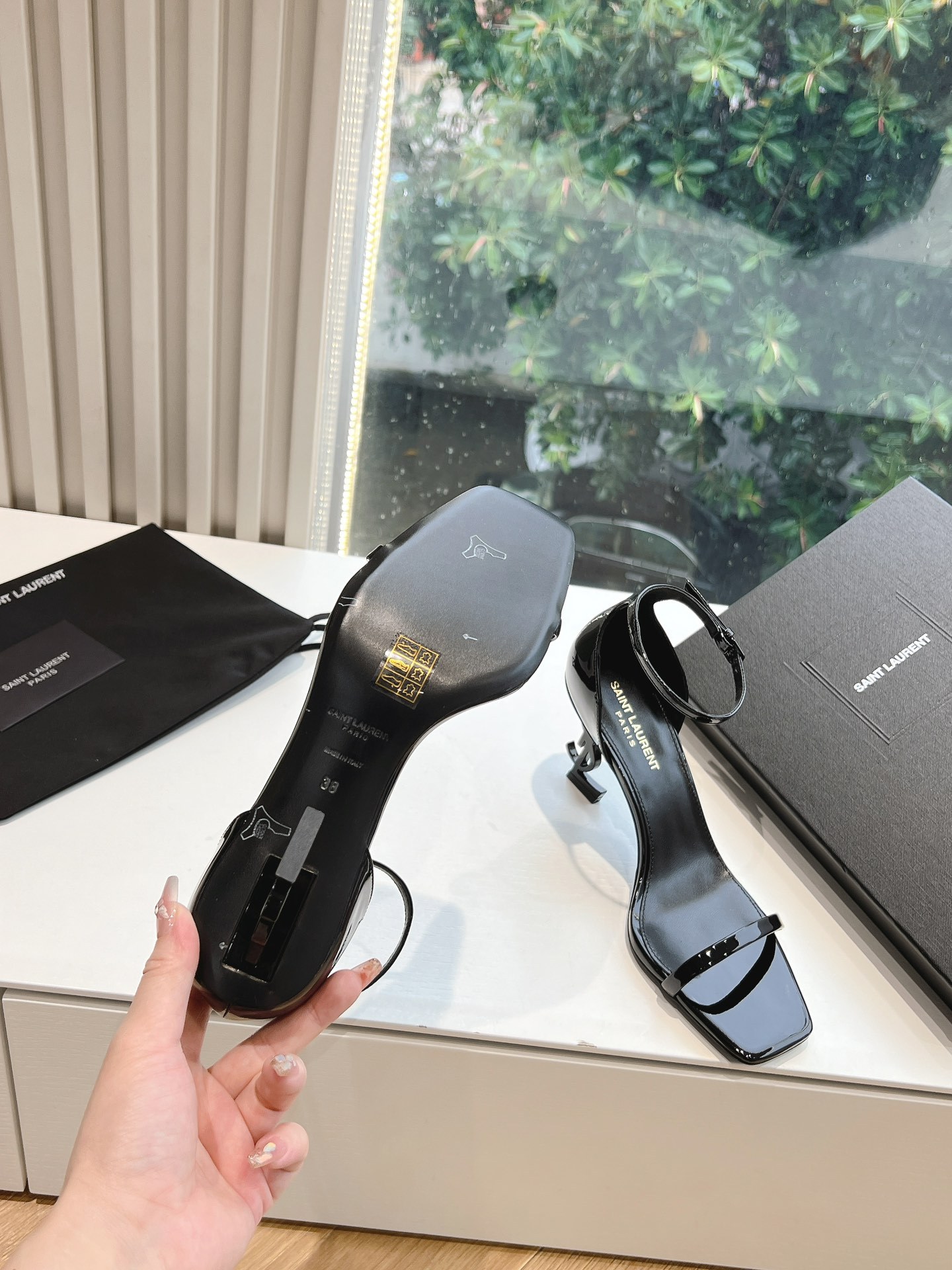 Y style Simple one-strap square toe high-heeled sandals