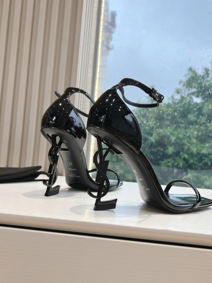 Y style Simple one-strap square toe high-heeled sandals