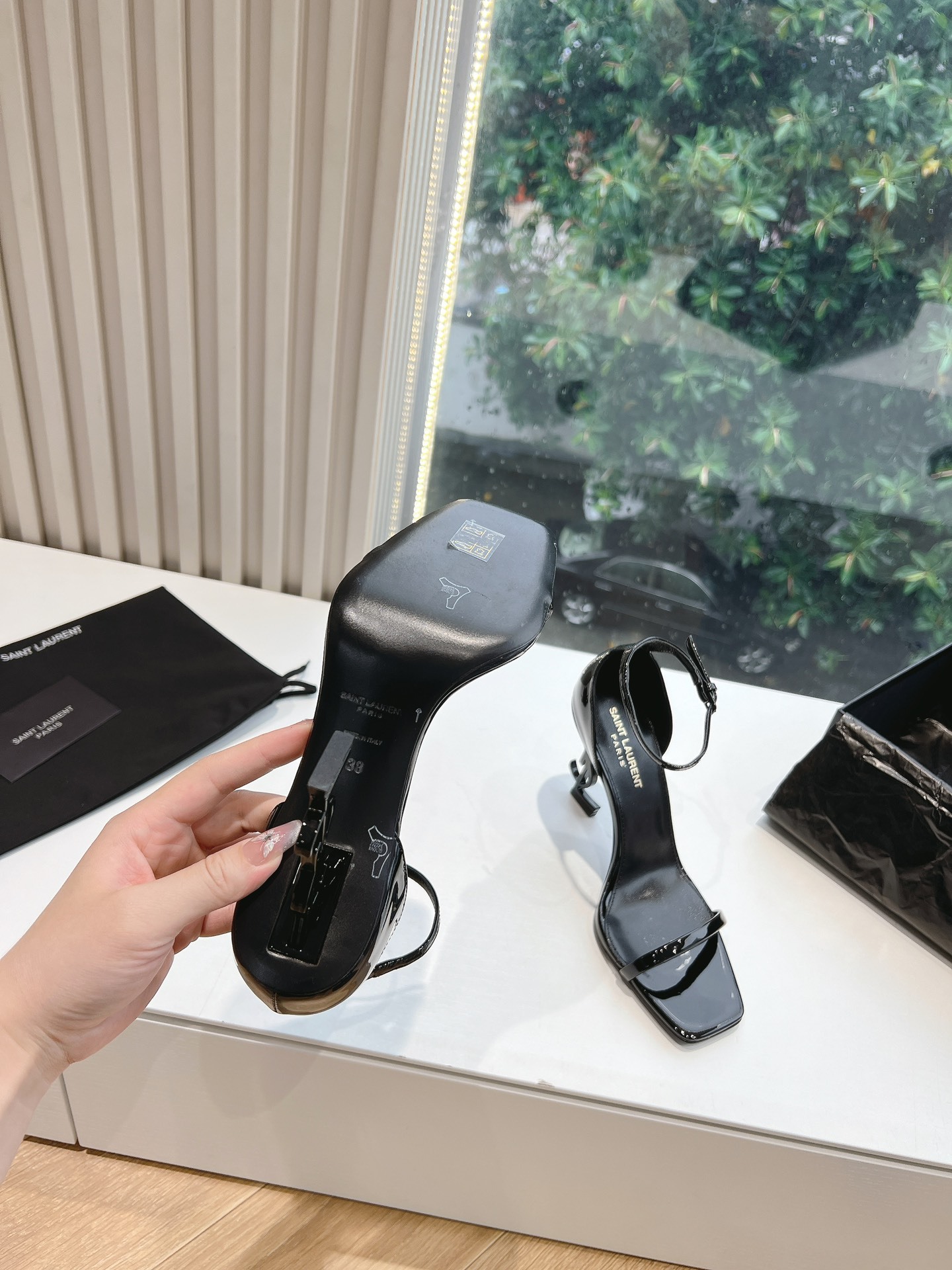 Y style Simple one-strap square toe high-heeled sandals