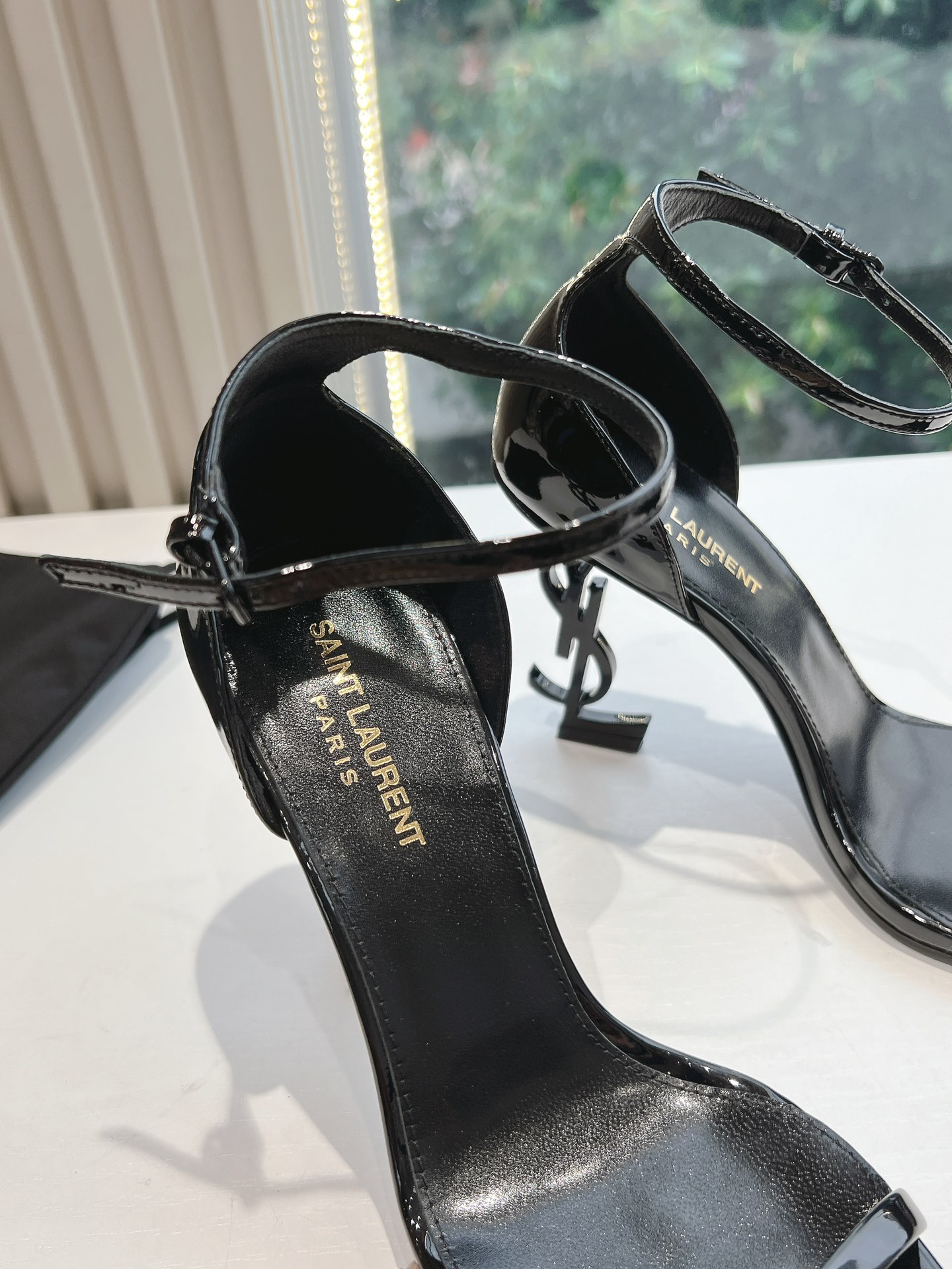 Y style Simple one-strap square toe high-heeled sandals