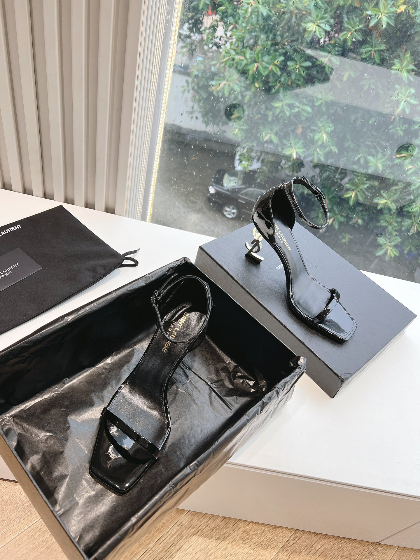 Y style Simple one-strap square toe high-heeled sandals