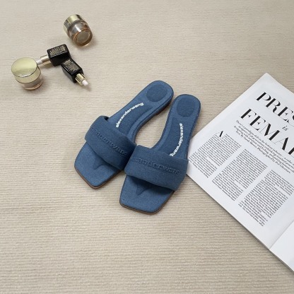 A style Square toe flip flops Flat slippers