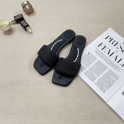 A style Square toe flip flops Flat slippers