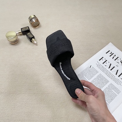 A style Square toe flip flops Flat slippers