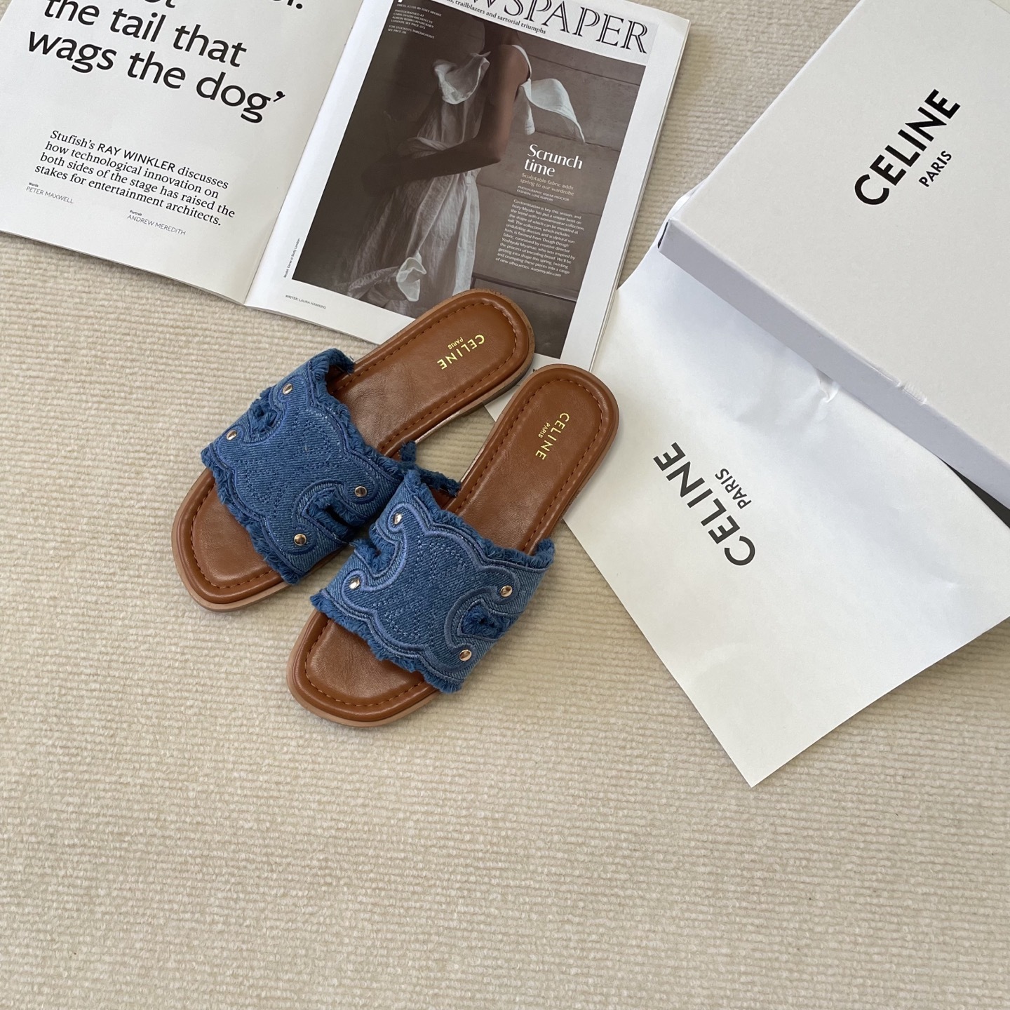 C style Arc de Triomphe micro logo flat slippers