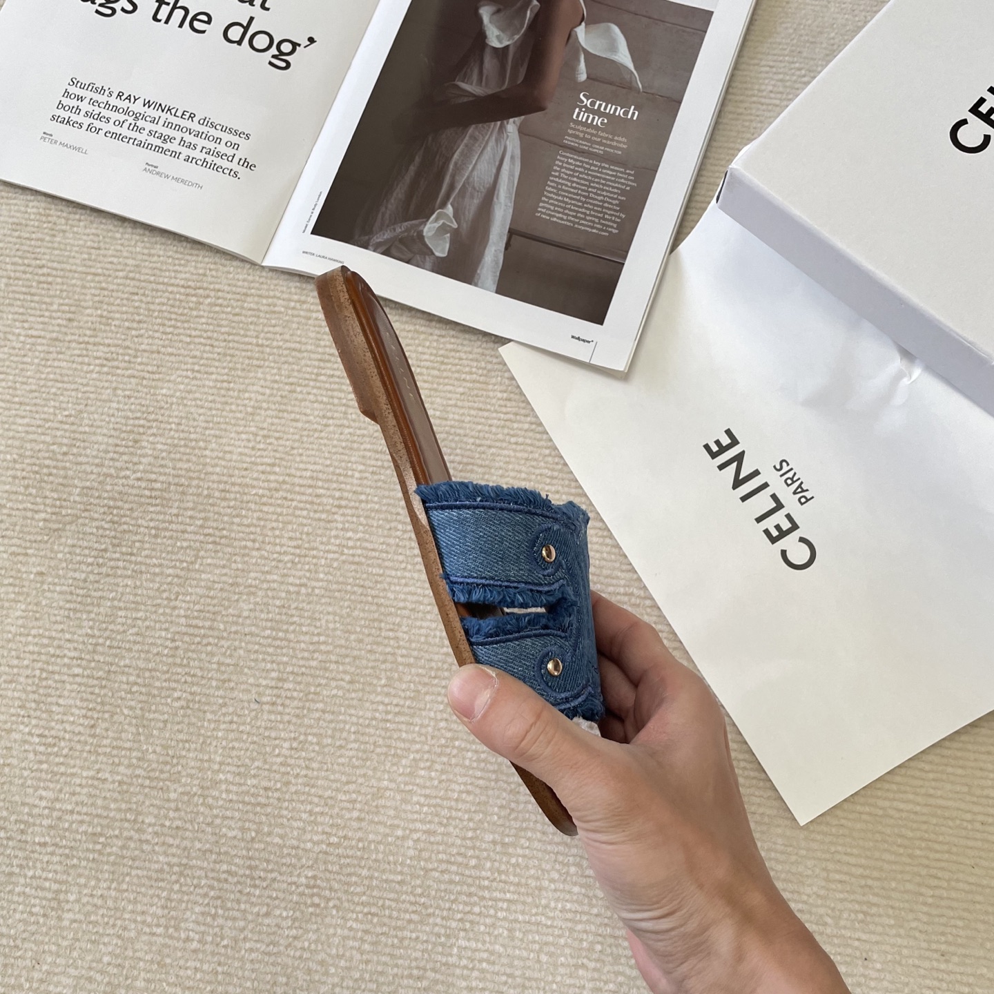 C style Arc de Triomphe micro logo flat slippers