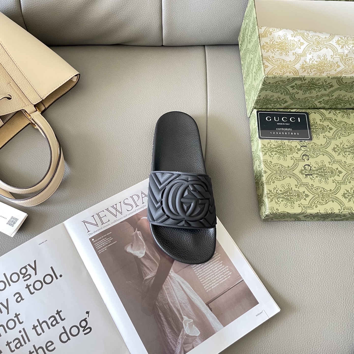 G style Couples slippers, beach slippers, flat slippers