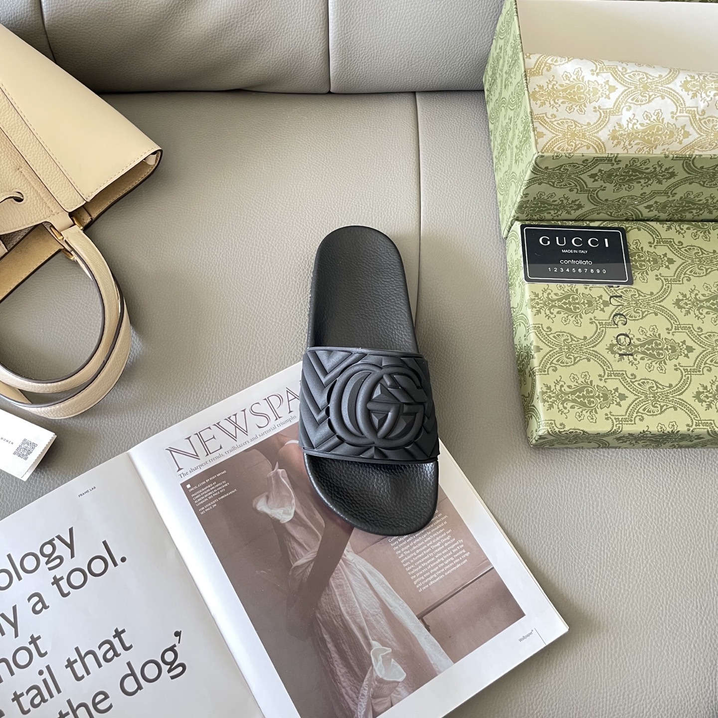 G style Couples slippers, beach slippers, flat slippers