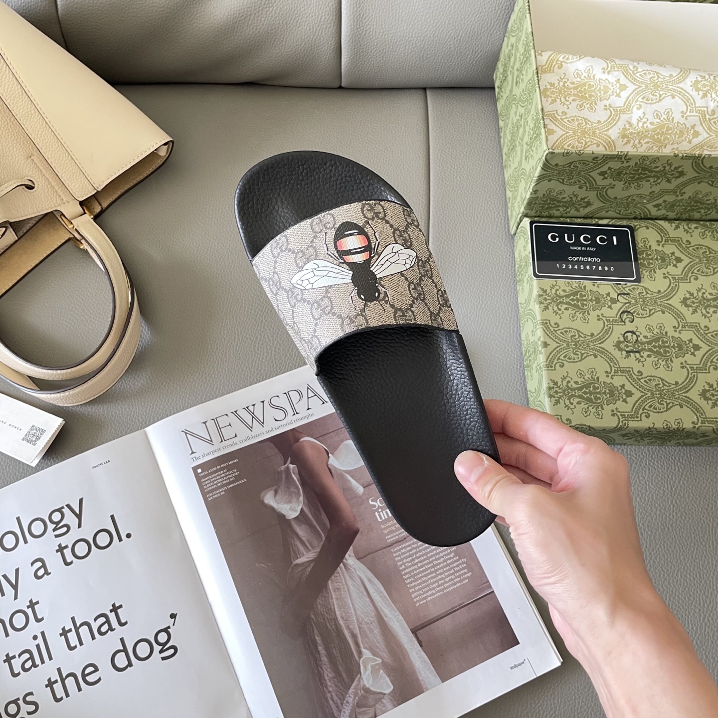 G style Couples slippers, beach slippers, flat slippers