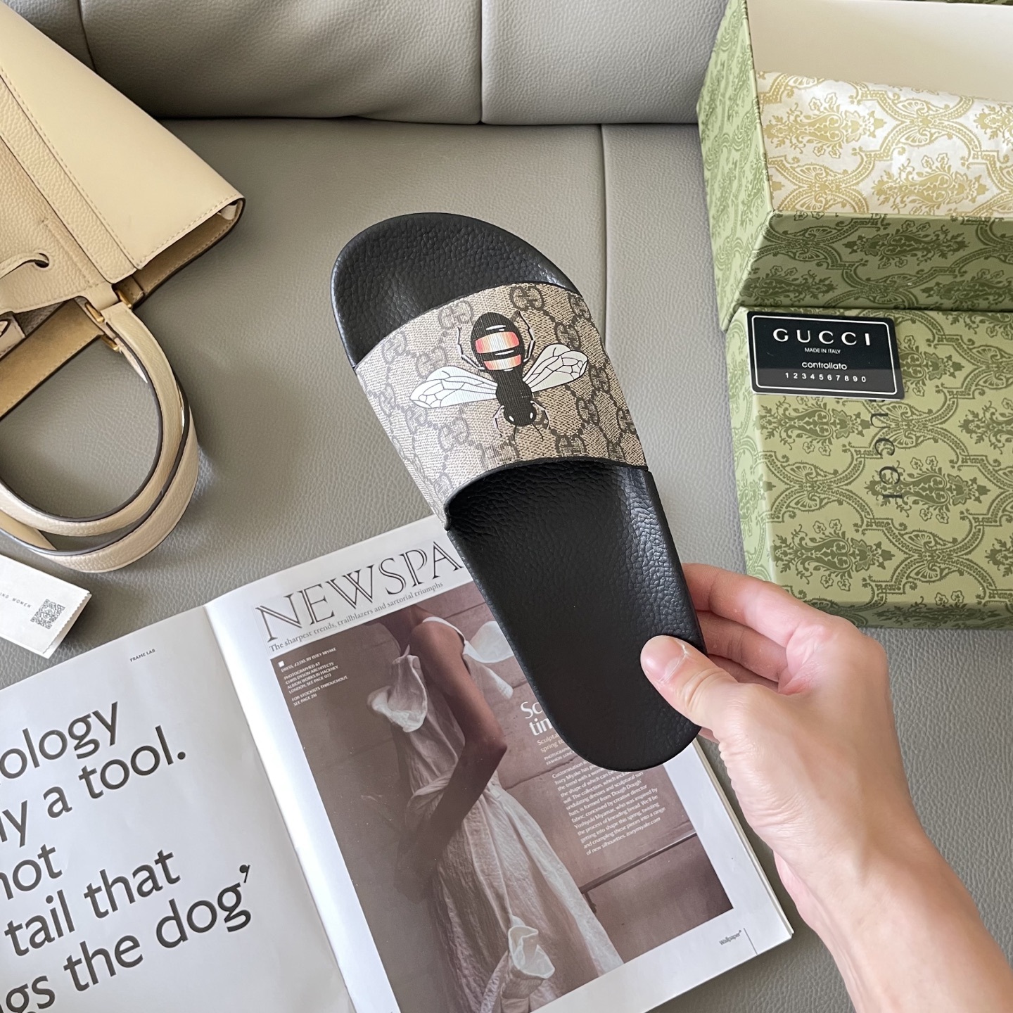 G style Couples slippers, beach slippers, flat slippers