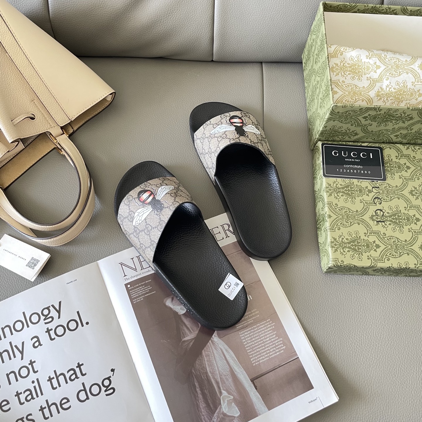 G style Couples slippers, beach slippers, flat slippers