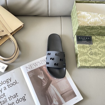 G style Couples slippers, beach slippers, flat slippers