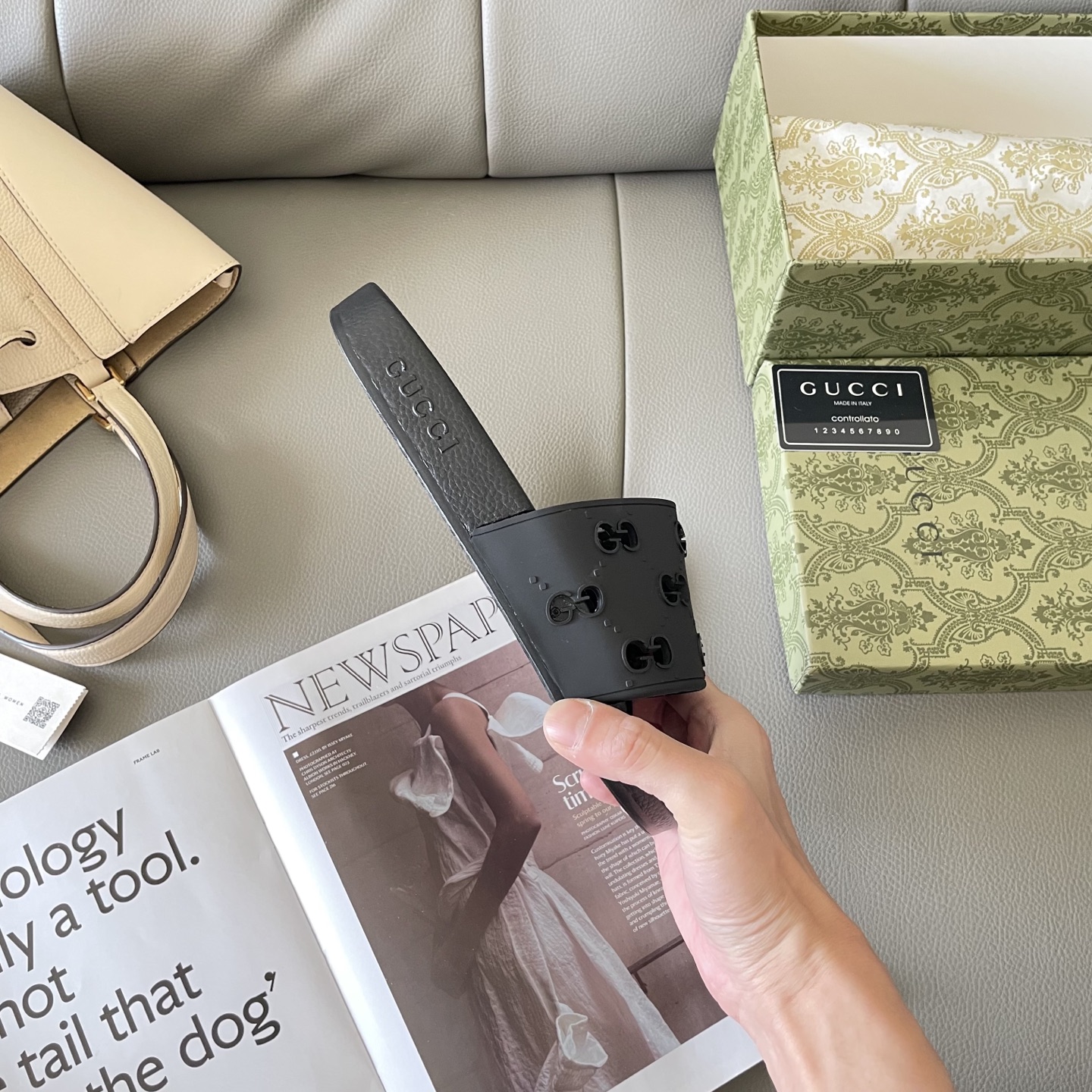 G style Couples slippers, beach slippers, flat slippers