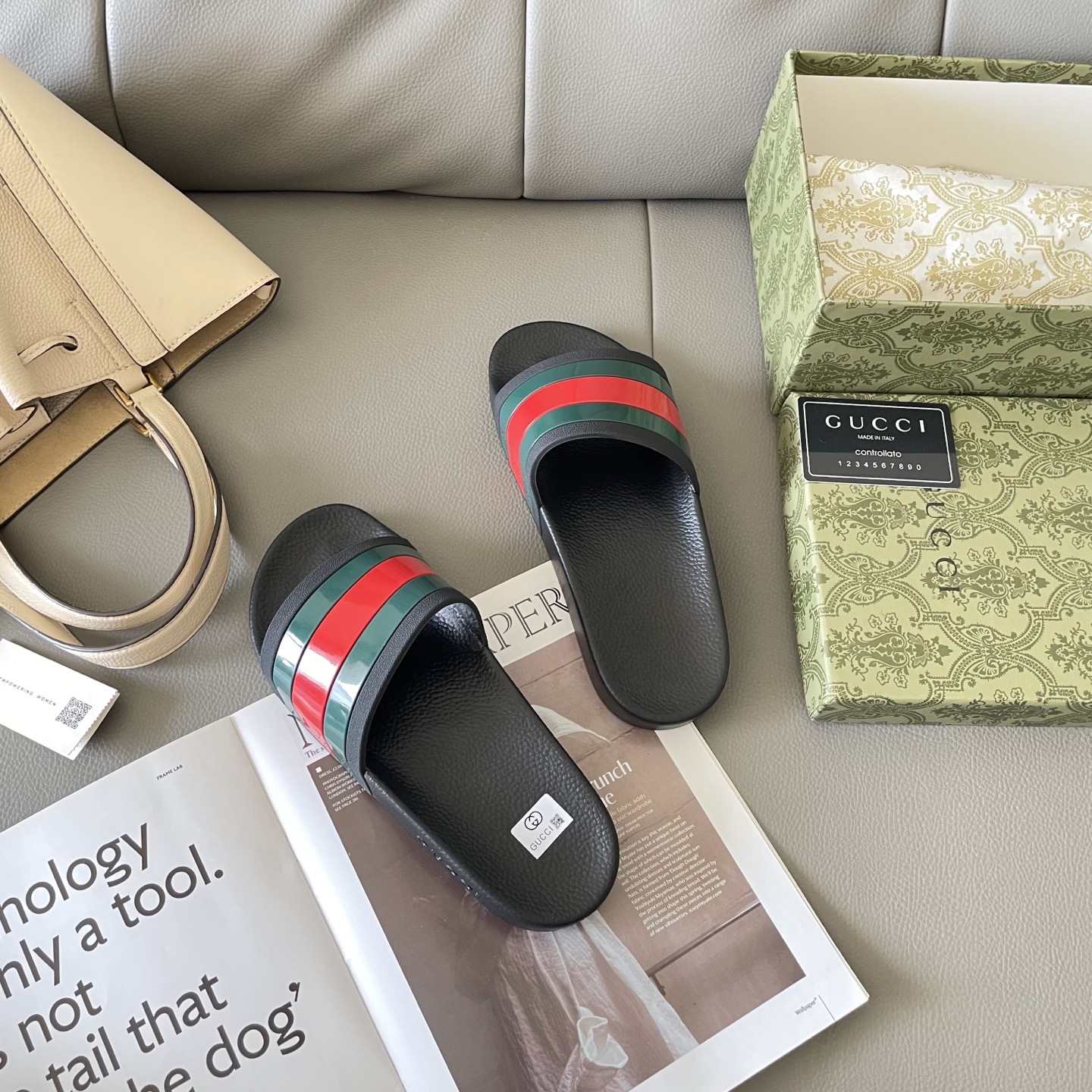 G style Couples slippers, beach slippers, flat slippers