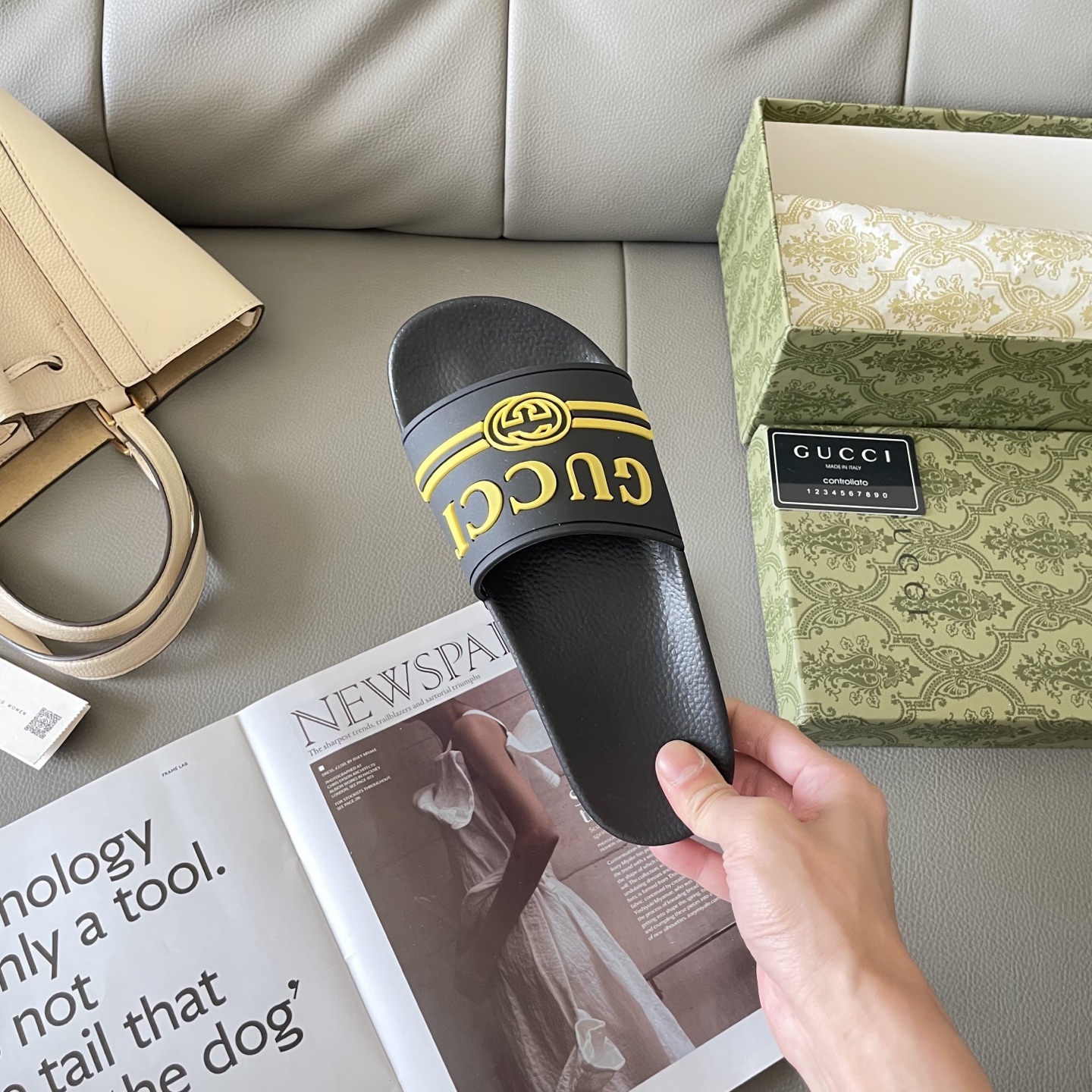 G style Couples slippers, beach slippers, flat slippers