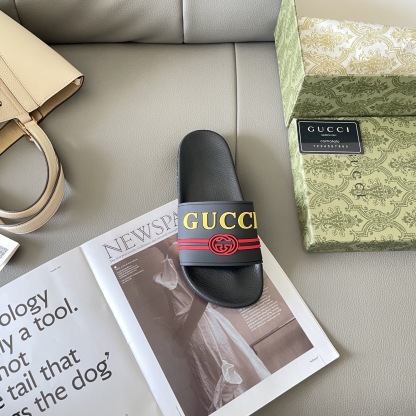 G style Couples slippers, beach slippers, flat slippers