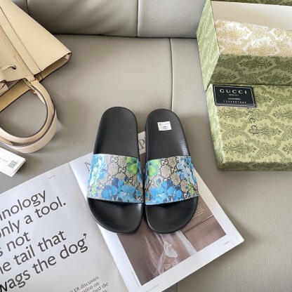 G style Couples slippers, beach slippers, flat slippers